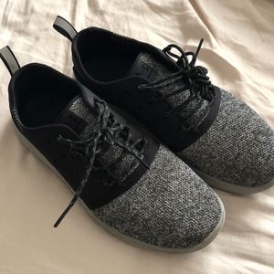 Under Armour Tennis Shoes